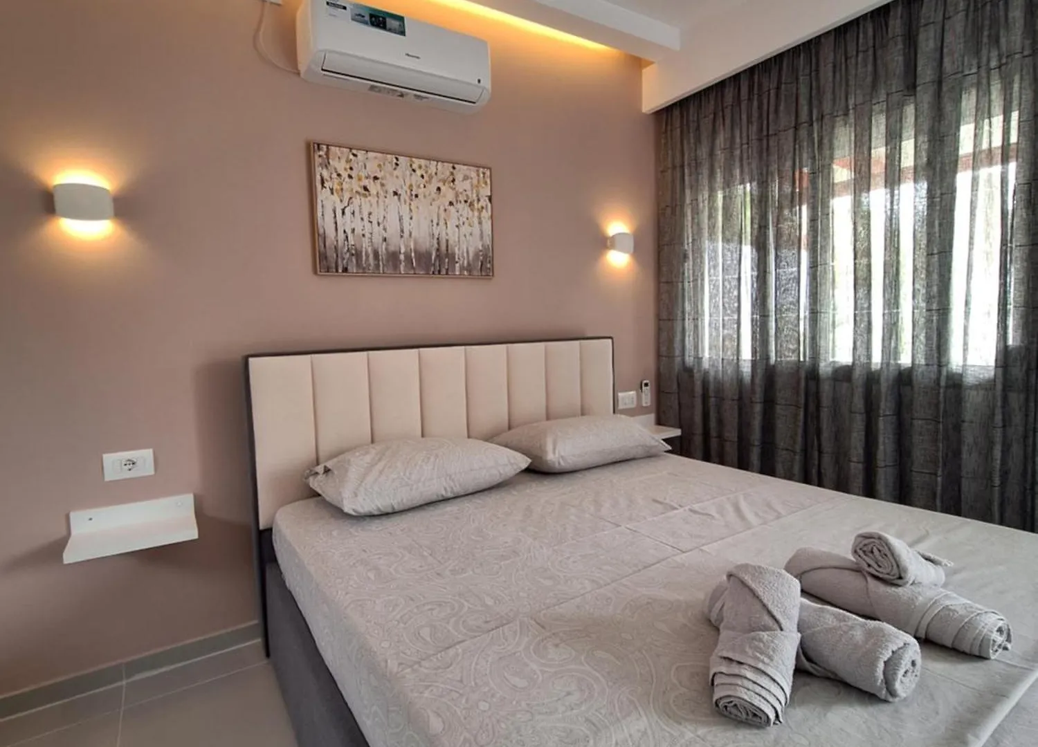 Yard Apartments - By Hotel Ronaldo Ksamil