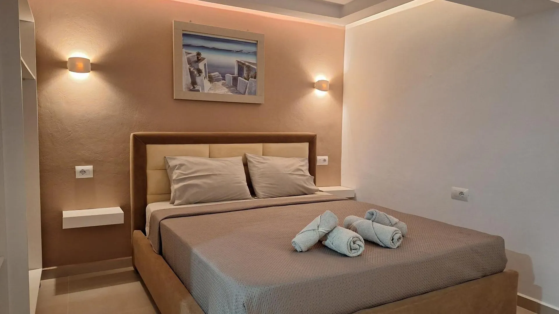 Yard Apartments - By Hotel Ronaldo Ksamil Albania